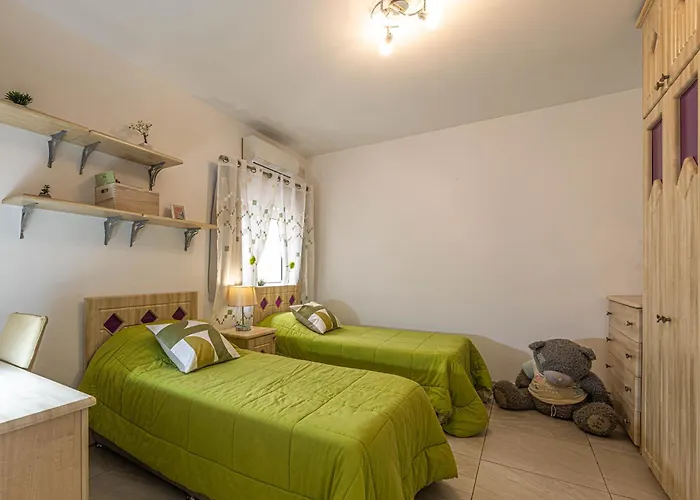 Ok10 - Spacious & Modern 3 Bed In Mosta Ta' Mlit