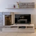 Ok10 - Spacious & Modern 3 Bed In *