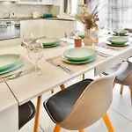 Ok10 - Spacious & Modern 3 Bed In モスタ