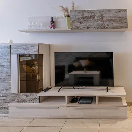 Ok10 - Spacious & Modern 3 Bed In Mosta *