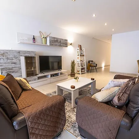 Lägenhet Ok10 - Spacious & Modern 3 Bed In Mosta Ta' Mlit
