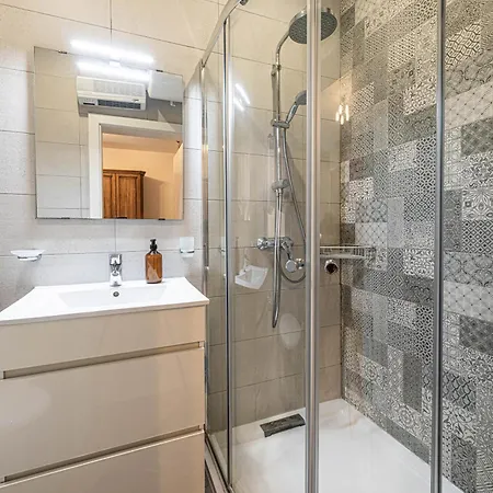 Lägenhet Ok10 - Spacious & Modern 3 Bed In *