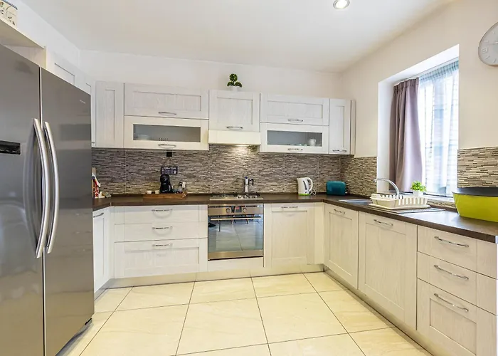 Ok10 - Spacious&modern 3 Bed In Mosta Ta' Mlit